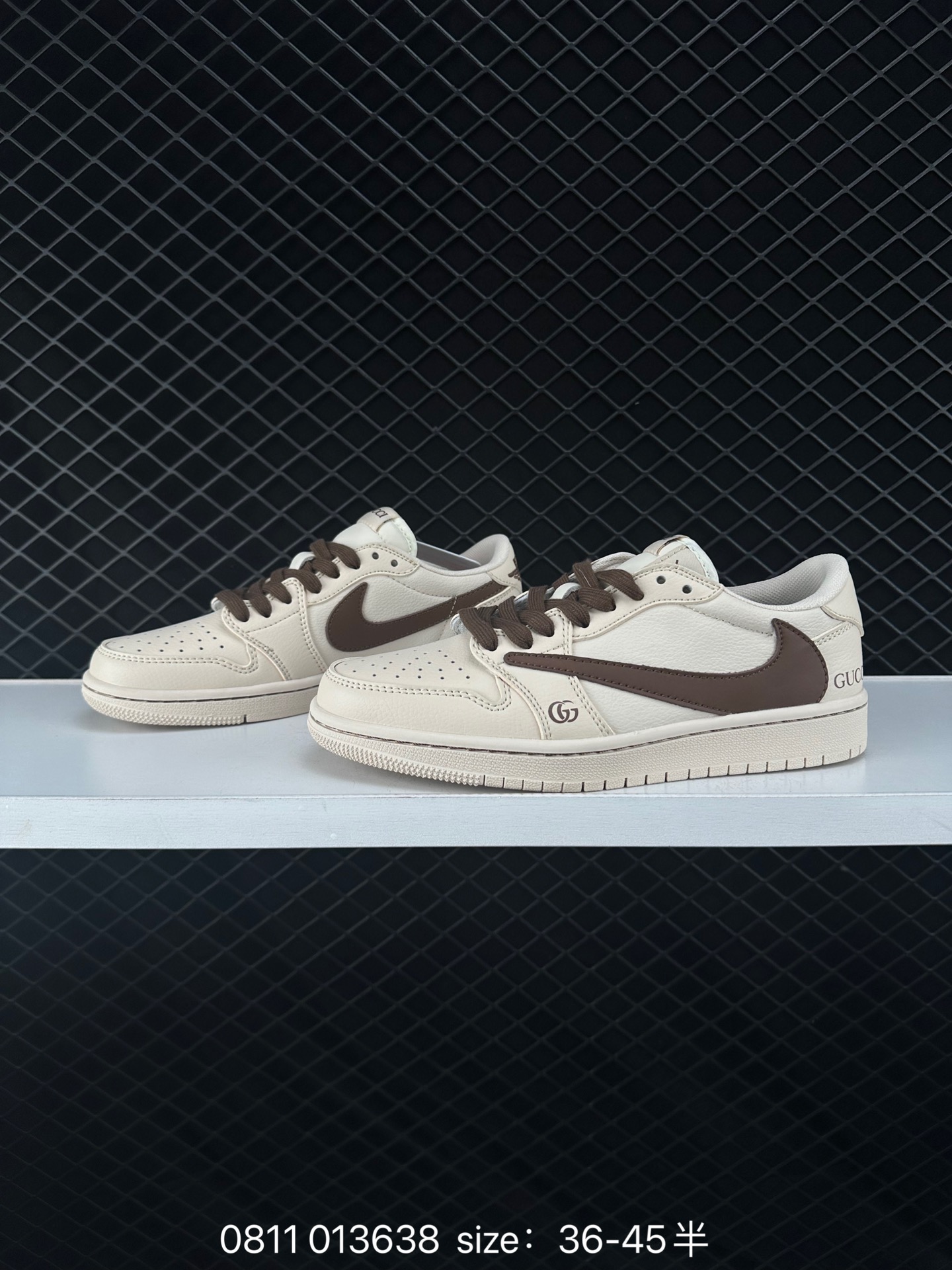 Travis Scott x Air Jordan 1 ” Reverse Mocha “